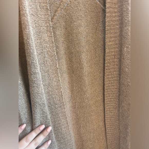 American Eagle One-Size Short-Sleeve Long Shawl-Style Sweater - Picture 5 of 9